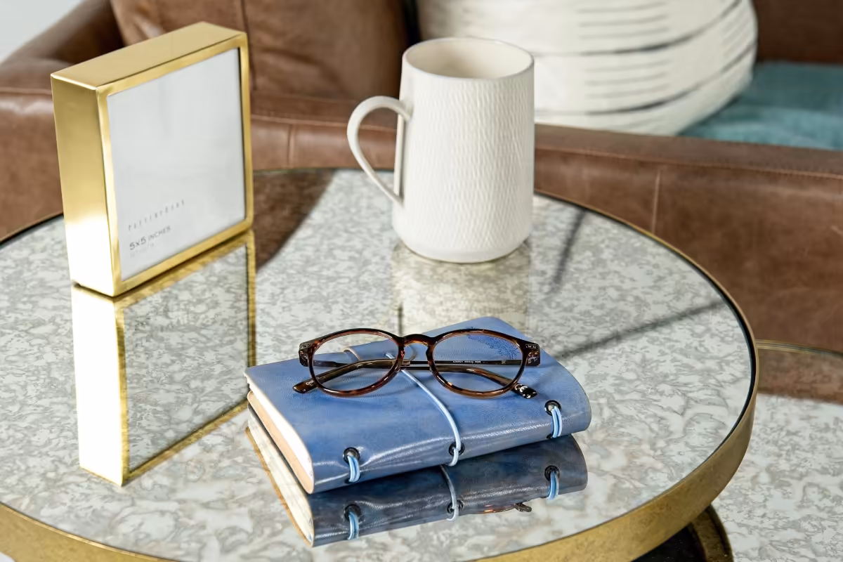 luzaan contact diary
